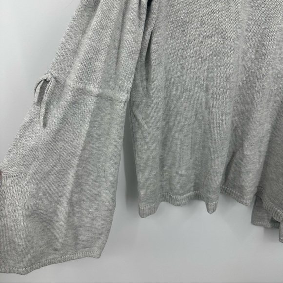 American Eagle Outfitters Gray Cold Shoulder Sweater Bell Sleeve Size Large Boho - Picture 7 of 9